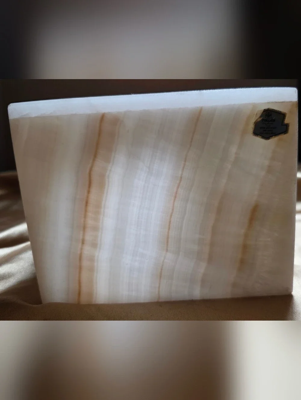 Vintage Collectable Tellez Off White Mexican Onyx Decorative Tissue Box Cover